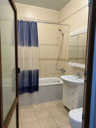 Гостиница Байкал Отель Адлер 3-местный номер стандарт-3