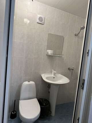 Гостиница Байкал Отель Адлер 4-местный номер стандарт-2